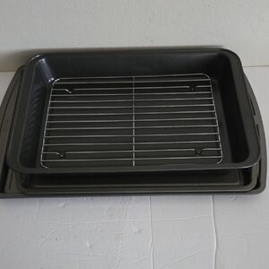 Three Piece Non-Stick Gray Roasting Pan Set with Rack